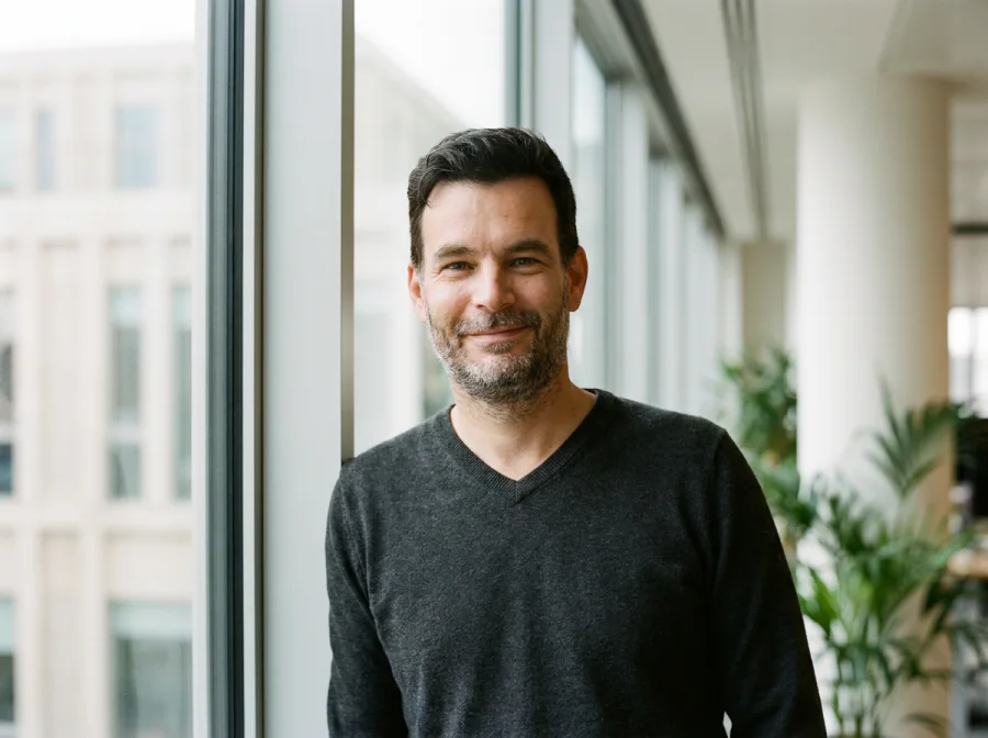 Jan Kutschera. 11 companies. Diagnosed at 51.